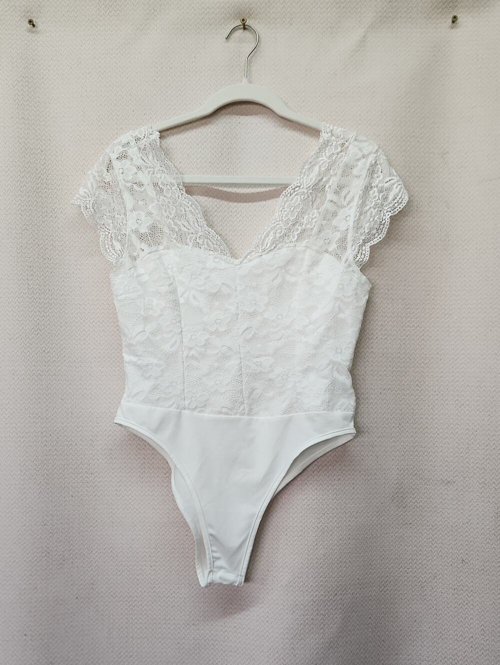 SHEIN White Lace V-Neck Teddy Bodysuit